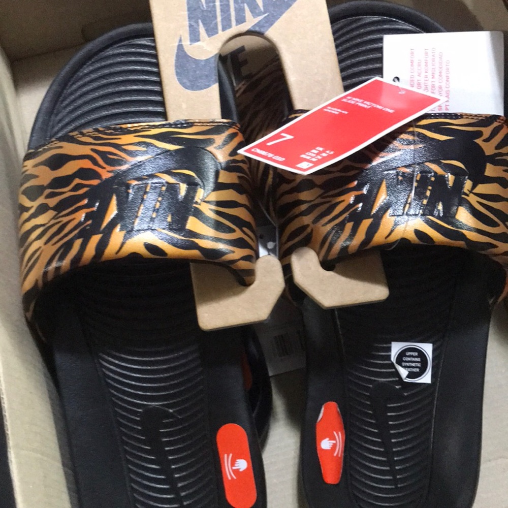 New Nike Victori One Slide Print NEW 7 BNWT